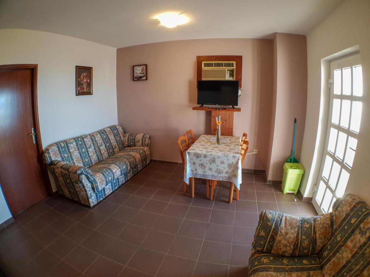 Apartments Jozic Peroj Cameră foto