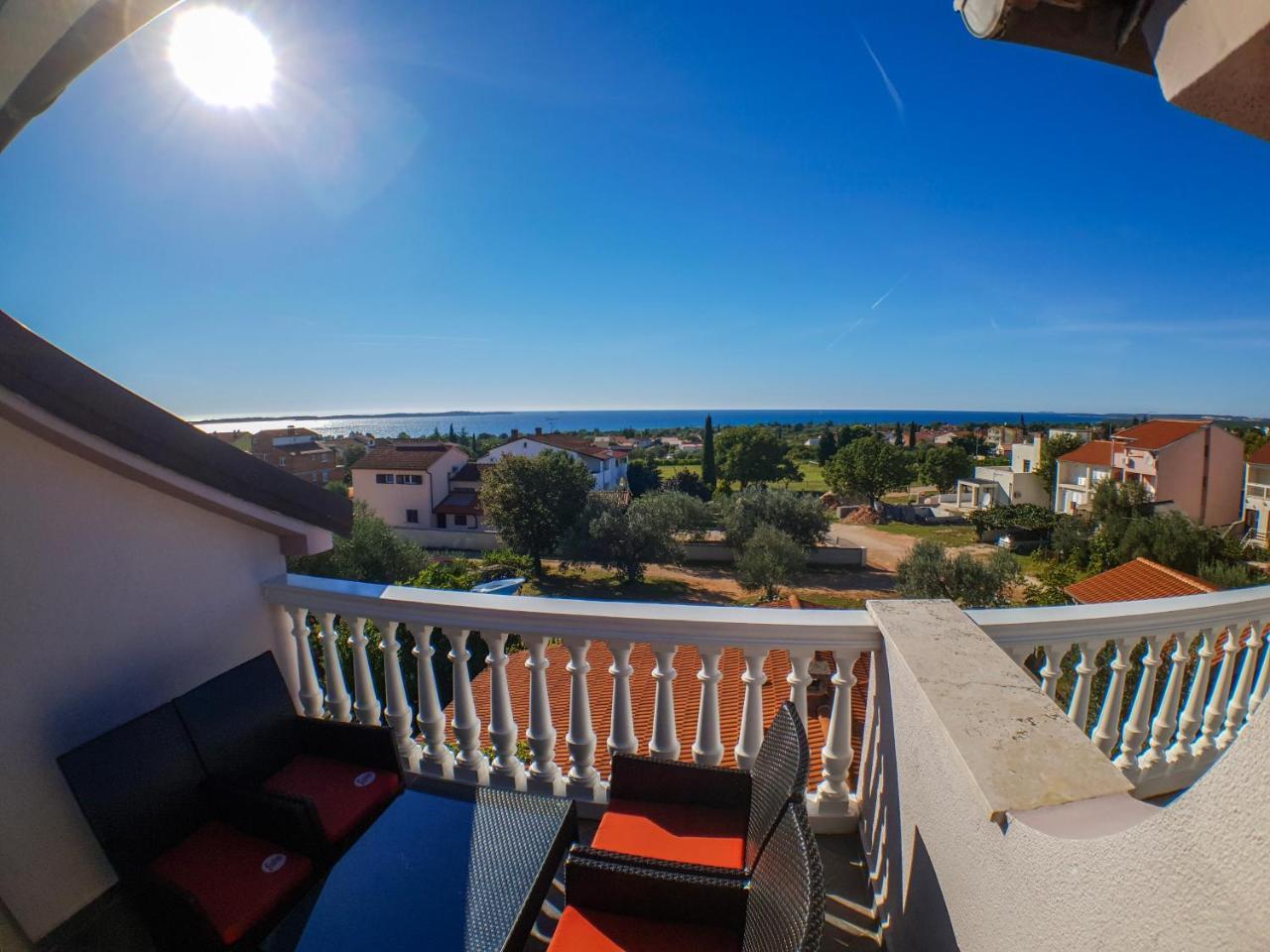 Apartments Jozic Peroj Cameră foto